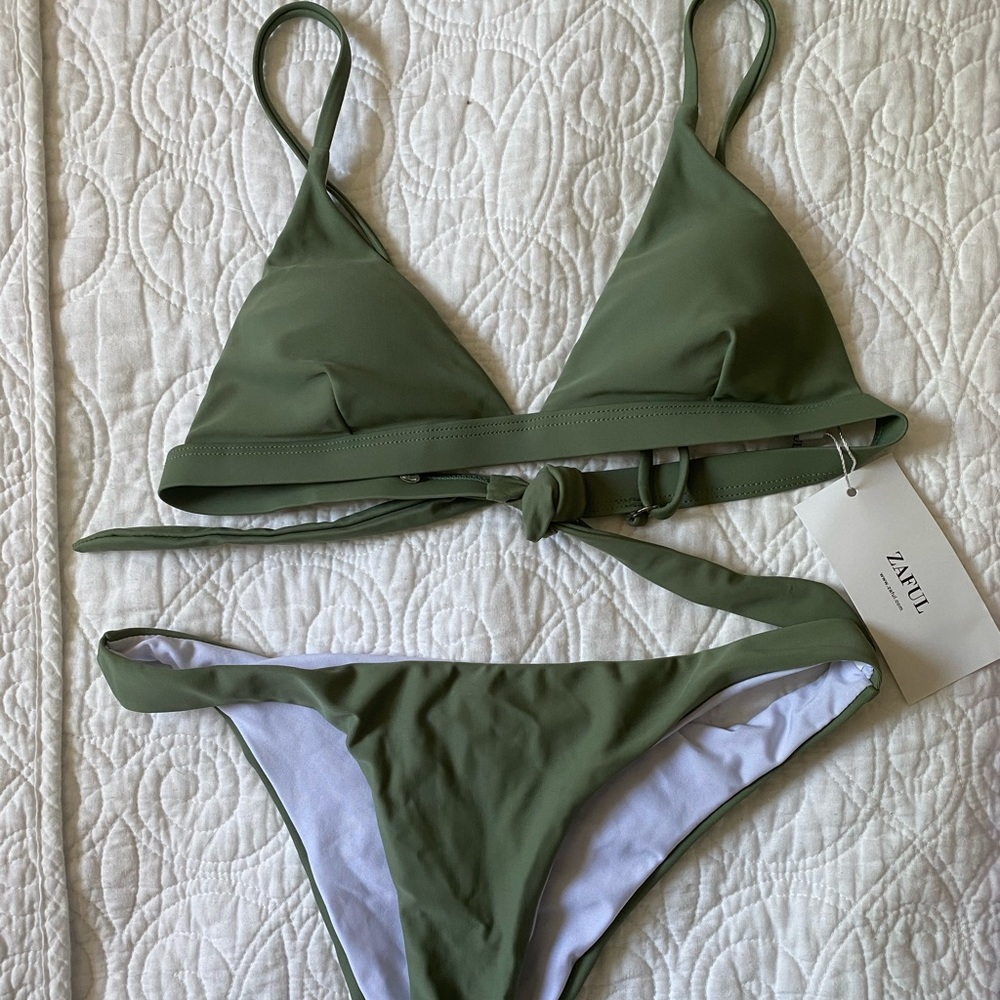NEW! Bikini